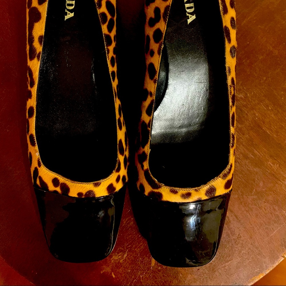 PRADA SIZE 41